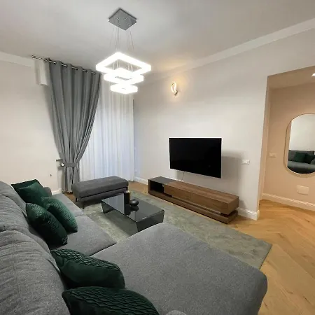 Attico Di Lusso Elegante E Moderno