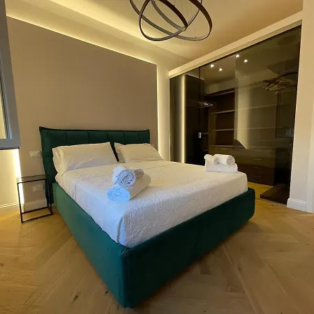 Attico Di Lusso Elegante E Moderno *