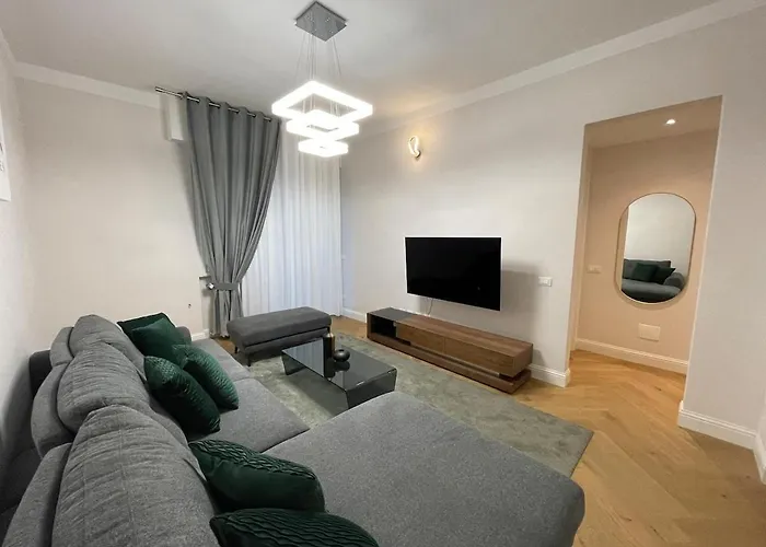 Attico Di Lusso Elegante E Moderno